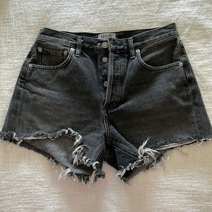 AGOLDE Micah Boyfriend Dark Denim Shorts in Helix